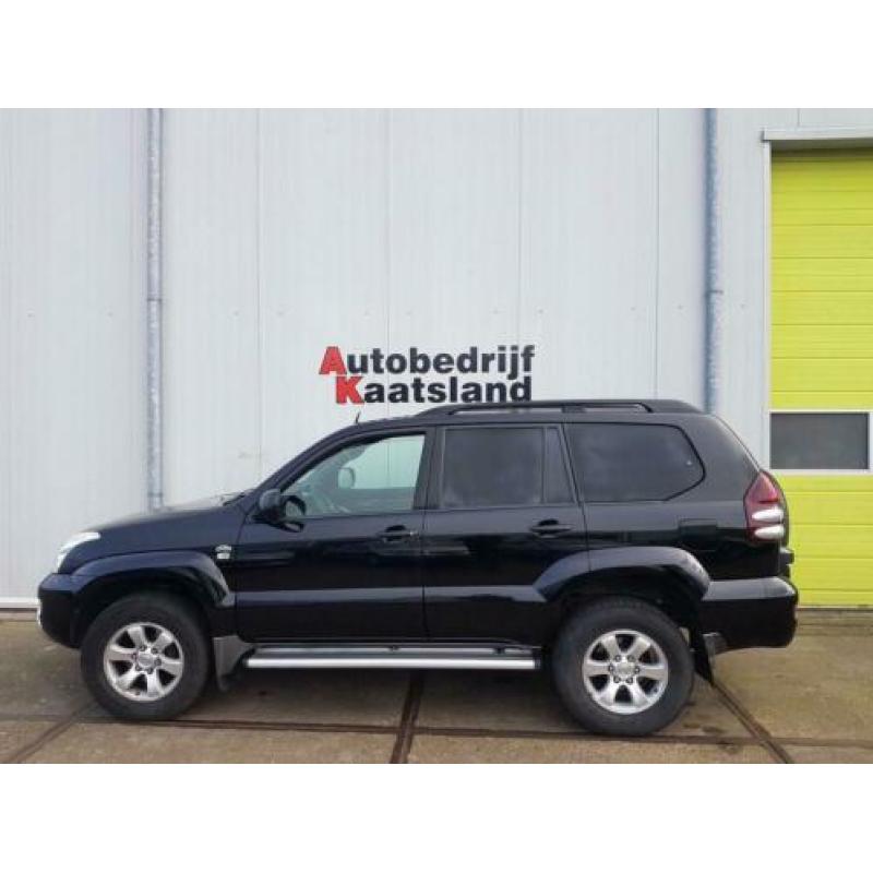 Toyota Land Cruiser 3.0 D-4D VX Blind Van