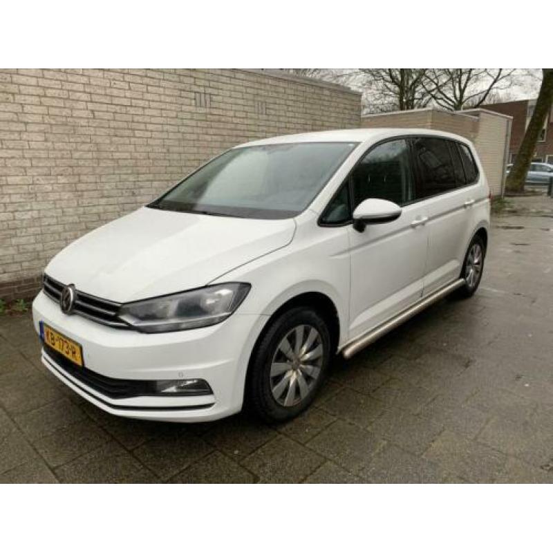 Volkswagen Touran 2.0 TDI 150PK 6-DSG 2016 Wit