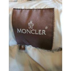 Moncler, maat: 5 - // - lekker warm 100% dons?