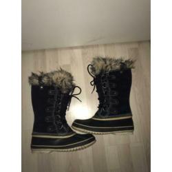 Stoere gave gevoerde snowboots Sorel 42! Igst