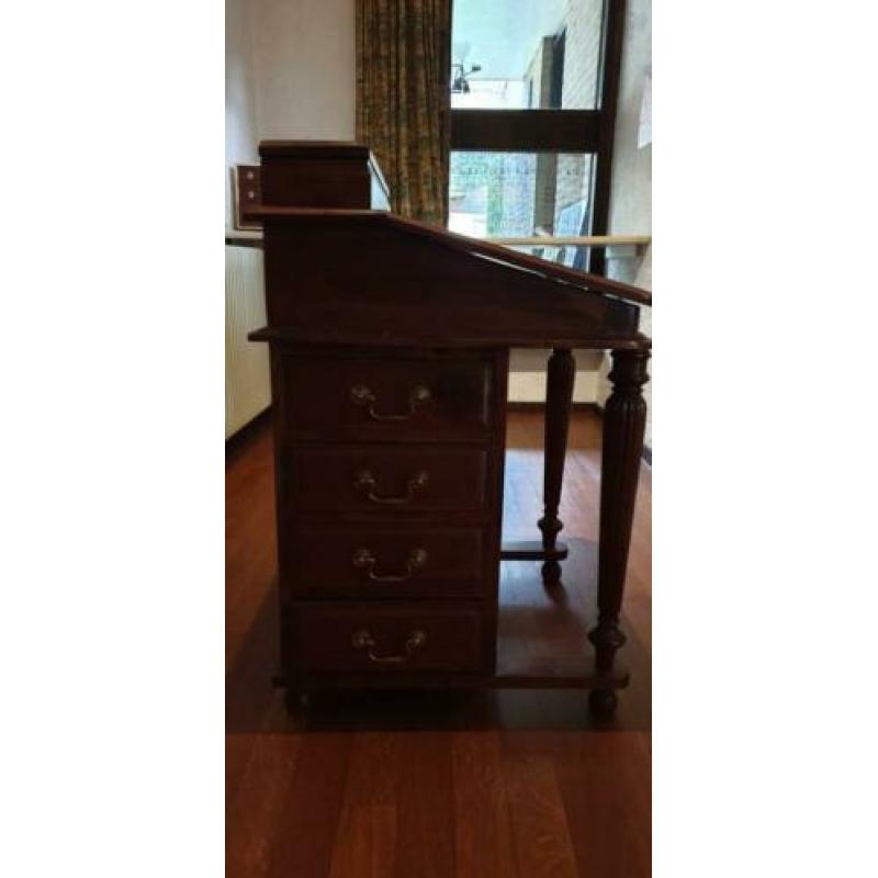 antieke secretaire