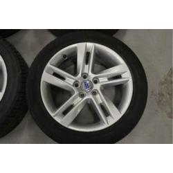 Originele 17" Volvo S60 Velgen 5x108 + Pirelli Zomerbanden