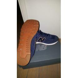 Nieuwe sneakers van New Balance te koop.