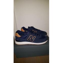 Nieuwe sneakers van New Balance te koop.