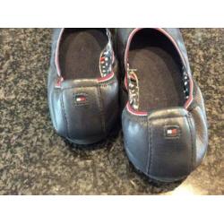 Tommy Hilfiger schoentjes donker blauw maat 33