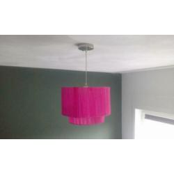 Te koop 2x hanglamp afmeting br. x h. 30 cm x 20 cm