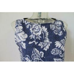 Handgemaakte mouwloze blouse S/M - Blauw zwart witte bloemen