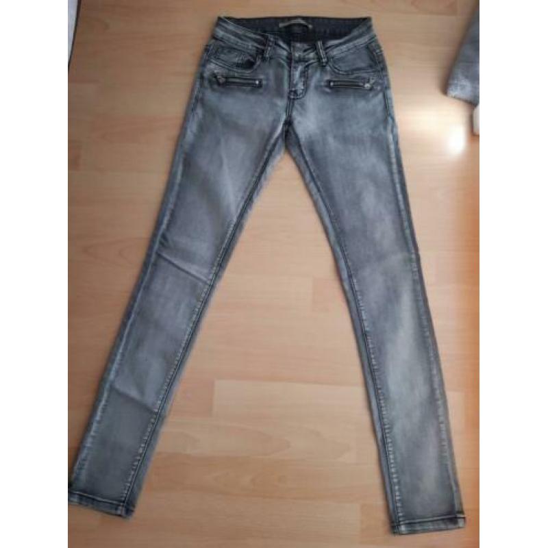 Korte bruine broek suede achtig maat m