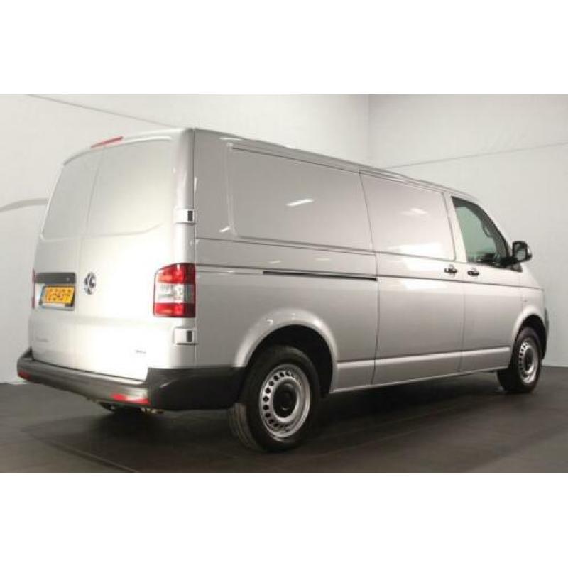 Volkswagen Transporter 2.0 TDI L2H1 / EC / AIRC € 13.945,00