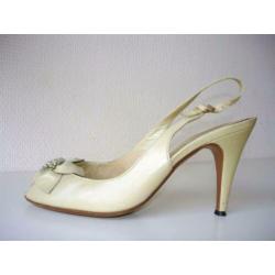 0234 VINTAGE Beverly Feldman sexy slingback pumps 36 37