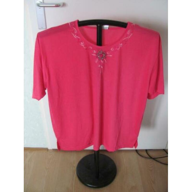 Prachtige roze shirt van Pomesa met korte mouwen maat XXL..