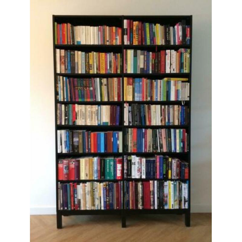 Zeer stevige IKEA boekenkast Stockholm zwart (142x220 cm)