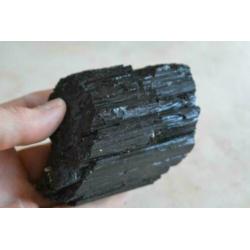 Zwarte Toermalijn uit Peru - 395 gram