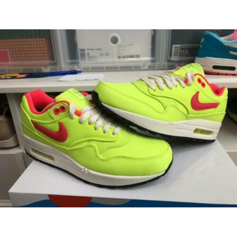 Nike air max 1 magista volt maat 38.5 nieuw.