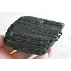 Zwarte Toermalijn uit Peru - 395 gram
