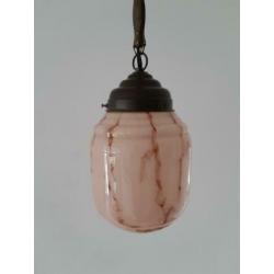 Art deco hanglamp met gemarmerd glas.