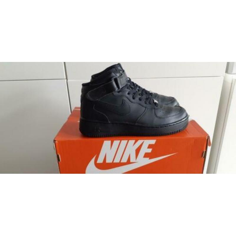 Nike Air Force 1 one Mid High (GS) nieuw!!! maat 38,5