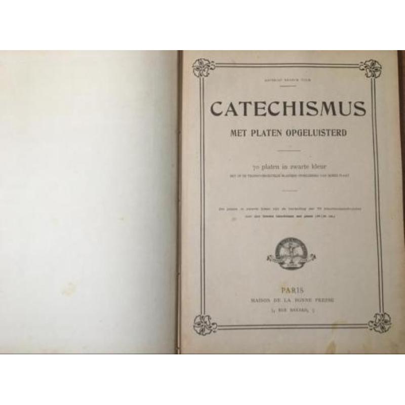 Unieke Antieke Catechismus met platen opgeluisterd 1909