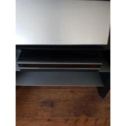 Bang & Olufsen Beovision 3-32, meubel en DVD-1