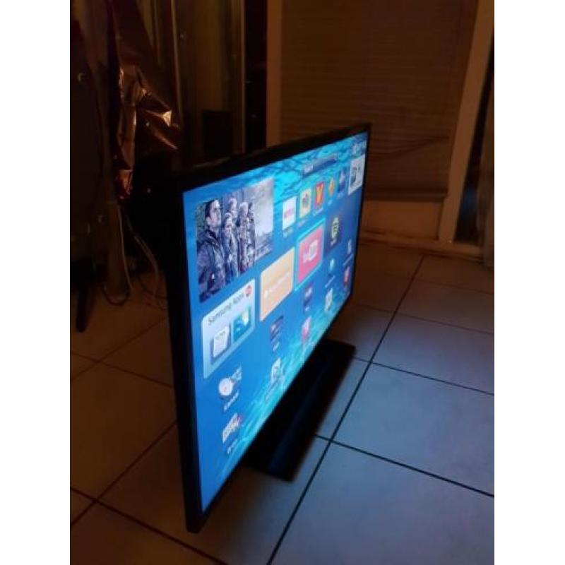 Samsung 40 inch SMART HUB TV led full hd 275 euro