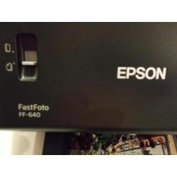 Epson FastFoto 640 - scan honderden fotos per uur *TE HUUR