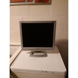 Te koop pc monitor