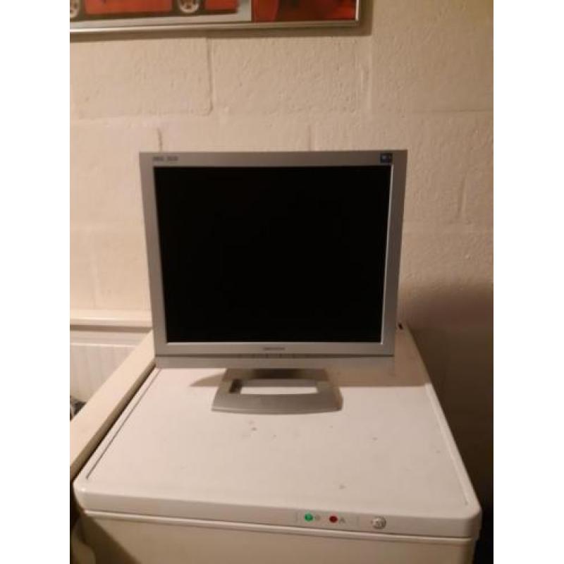 Te koop pc monitor