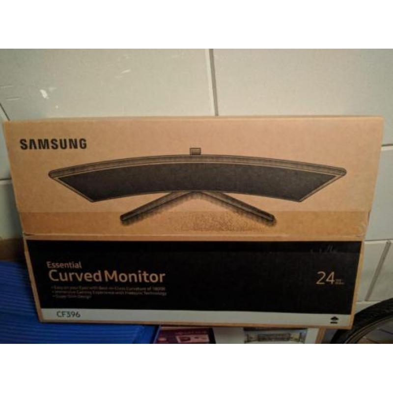 Samsung 24" CF39 Curved Full HD with Freesync