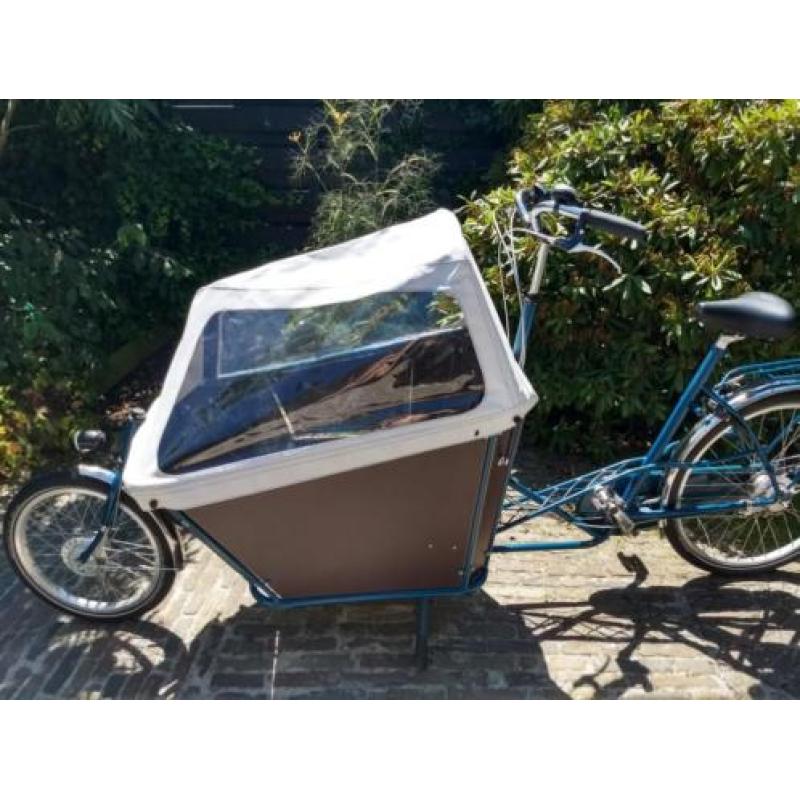 Bakfiets maatwerk 3 versnellingen met regenkap