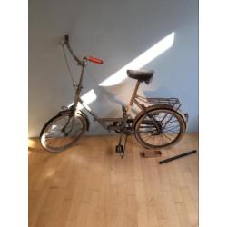 Vintage vouwfiets van het merk futuramic