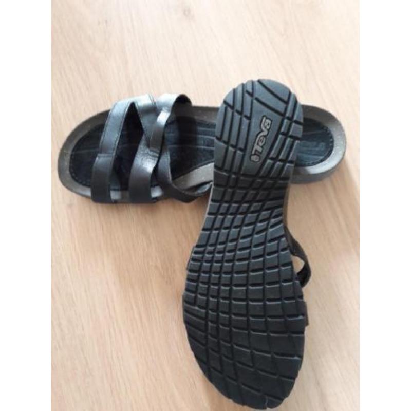 Teva slippers maat 41 dames